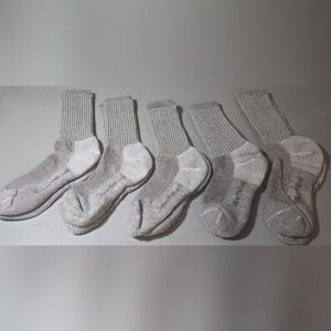 Women’s Smart Wool Crew Socks Size Med / 8 Pair